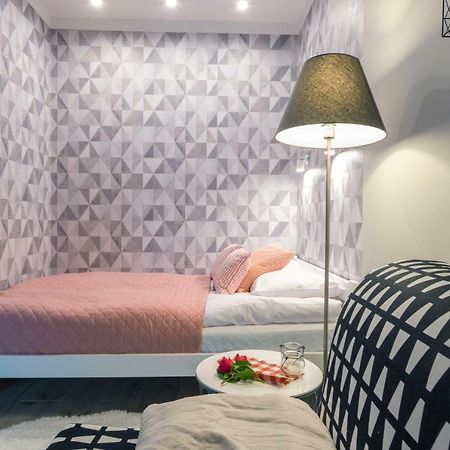Manufaktura Praska Apartment Варшава Екстериор снимка