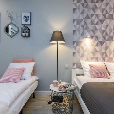 Manufaktura Praska Apartment Варшава Екстериор снимка