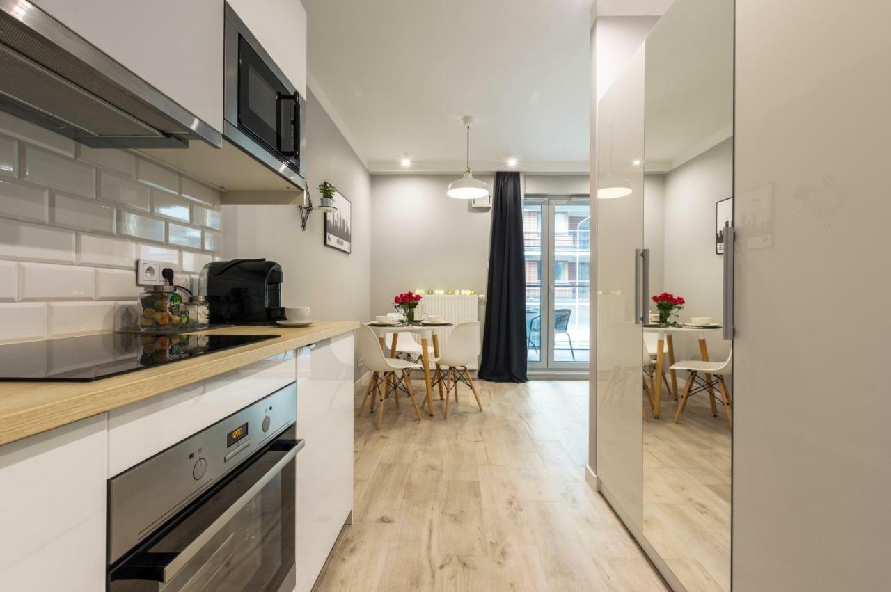 Manufaktura Praska Apartment Варшава Екстериор снимка