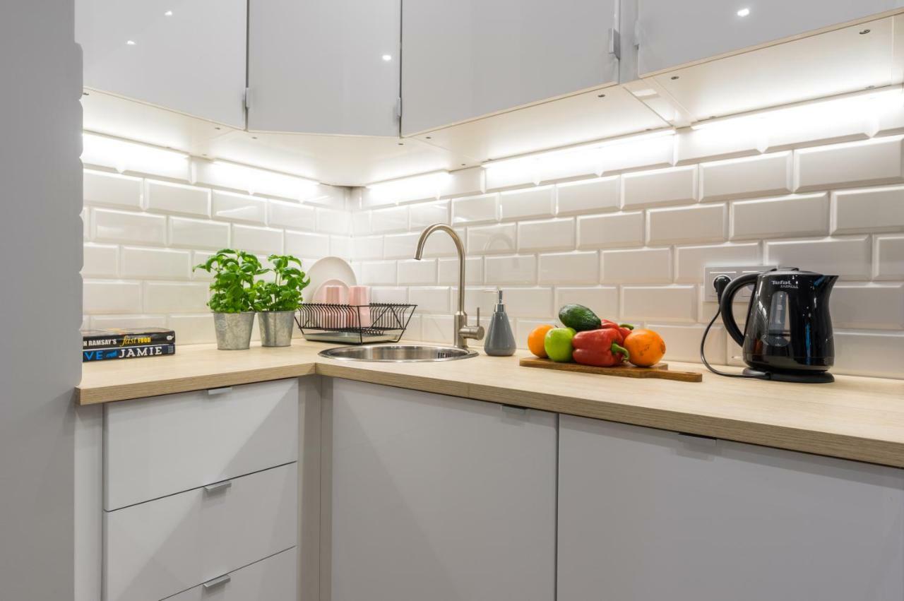Manufaktura Praska Apartment Варшава Екстериор снимка