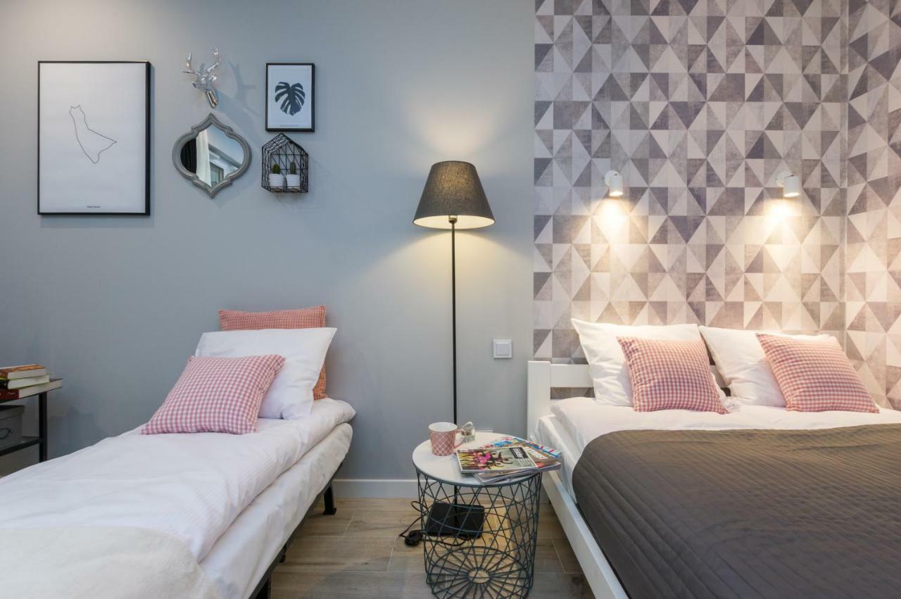 Manufaktura Praska Apartment Варшава Екстериор снимка