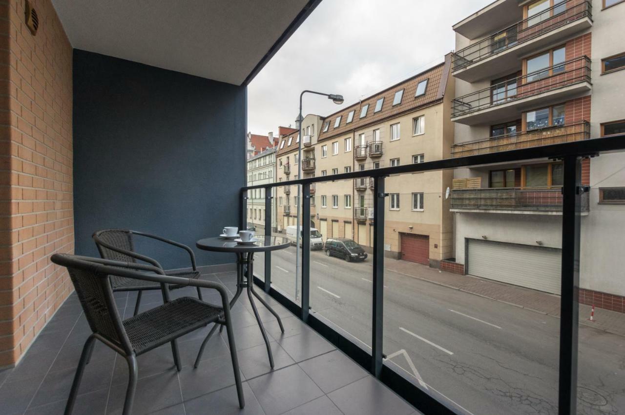 Manufaktura Praska Apartment Варшава Екстериор снимка